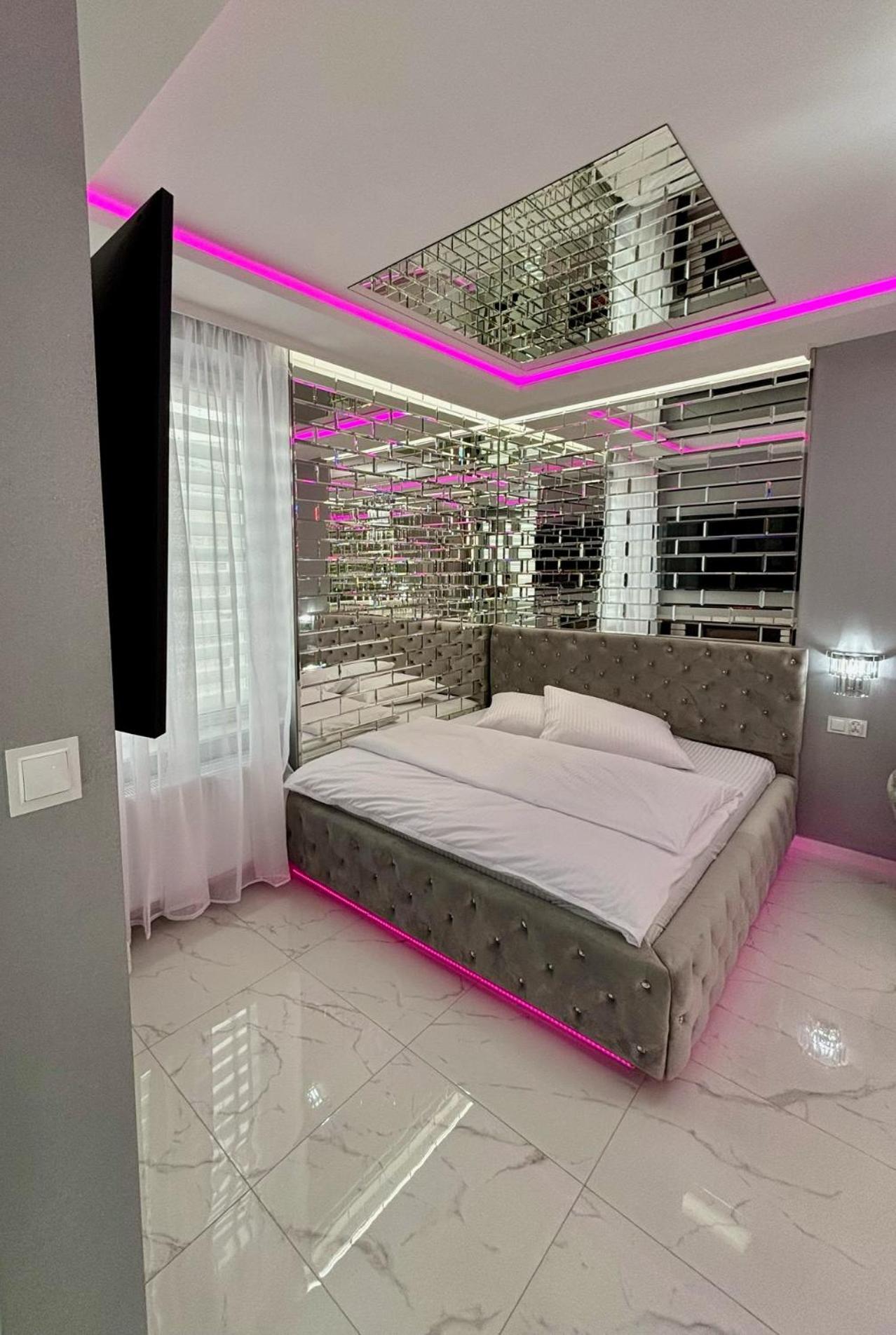 Apartament "Prezydencki Deluxe" Centrum Z Duza Wanna Dla Dwojga Gniezno Ngoại thất bức ảnh